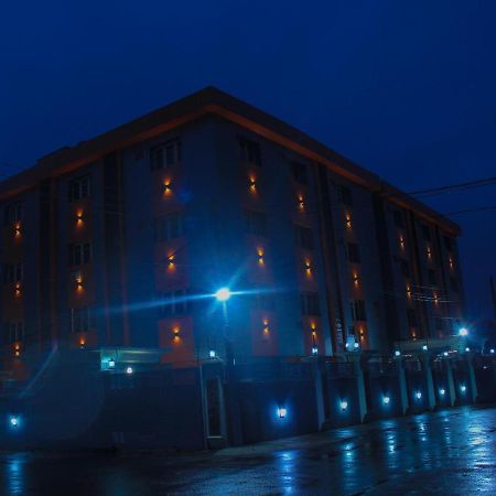 Six Diamond Hotel Ikeja Exterior photo
